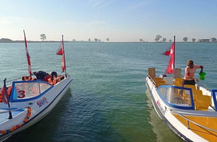Baharat Lake Sarlahi